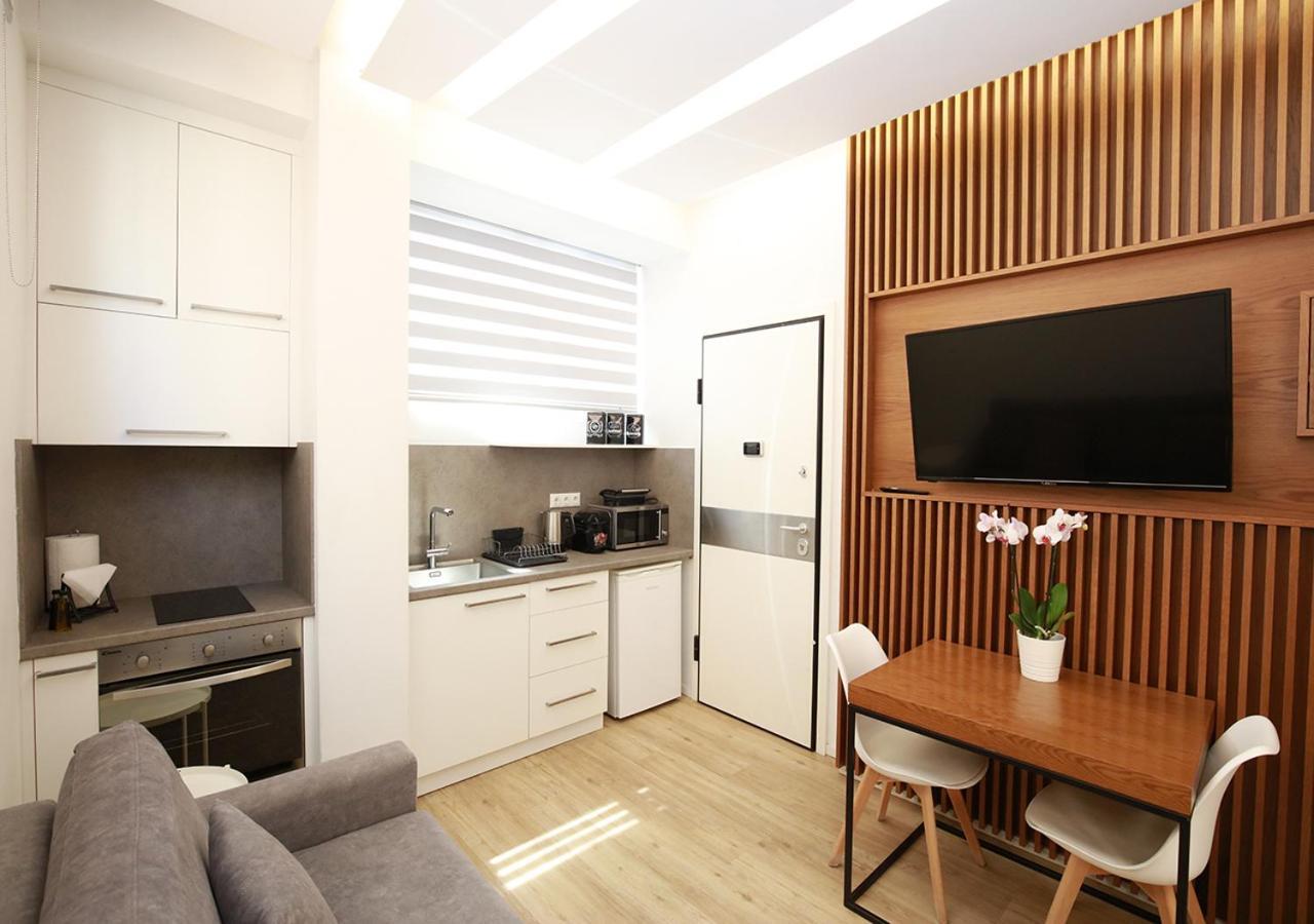 Emily In Athens - Central Modern Flat Syntagma E4 Dış mekan fotoğraf